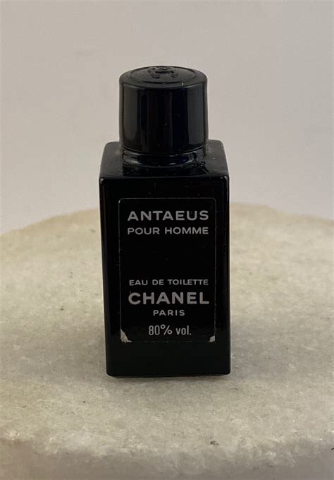 vintage antaeus chanel